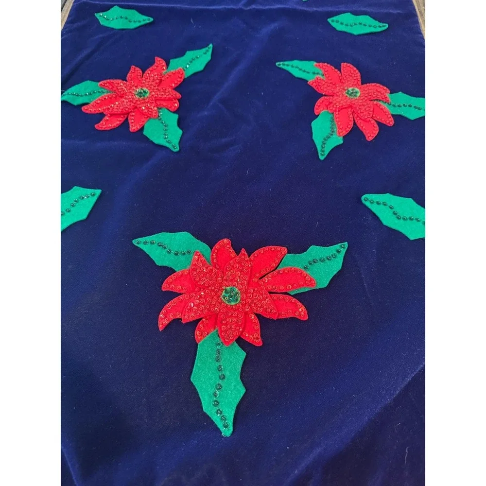 Vtg‎ Handmade Velvet Table Runner Christmas Poinsettia Beaded Purple 53